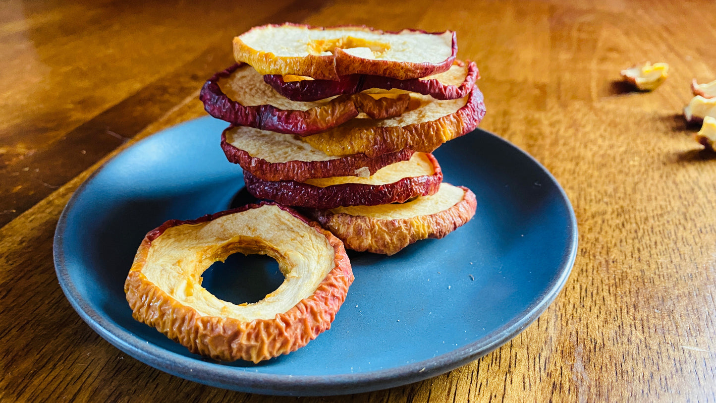 Sweet, dehydrated apple rings.